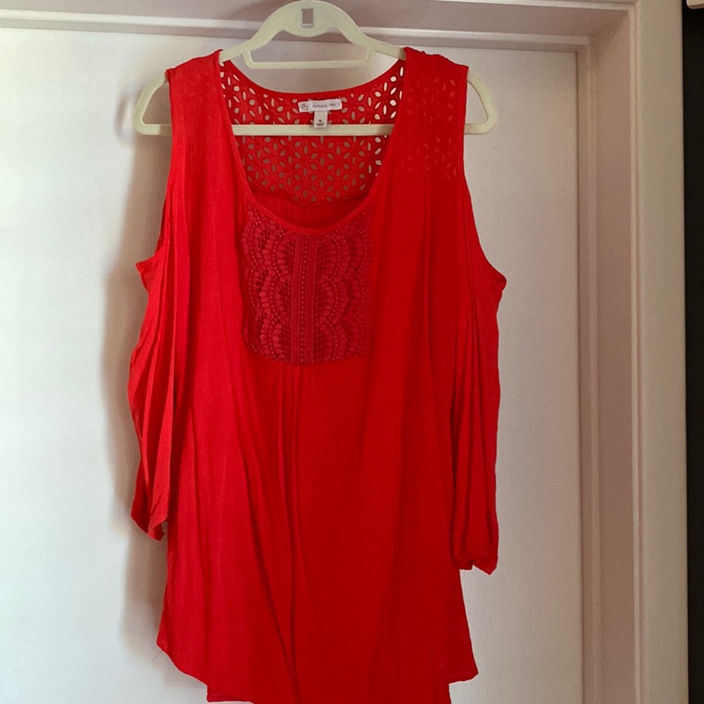 Dress Barn XL cold shoulder 3/4 length sleeve blouse.